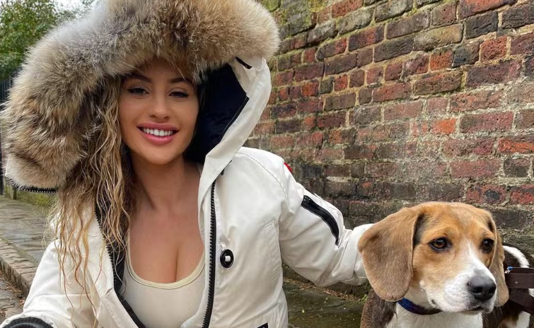 Quem é Chloe Ayling? Série mostra história de modelo culpada pelo próprio sequestro