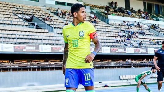 Savinho foi titular da Seleção Brasileira Sub-20 no último Mundial