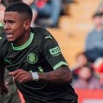 Savinho marca, Girona vence de virada e dispara na liderança do Espanhol