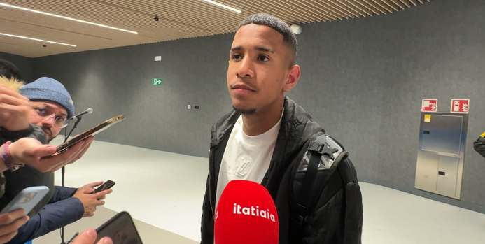 Ex-Atlético, Savinho comenta estreia na Seleção e ‘pede passagem’ na Copa América