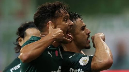 Scarpa e Bigode em ação pelo Palmeiras