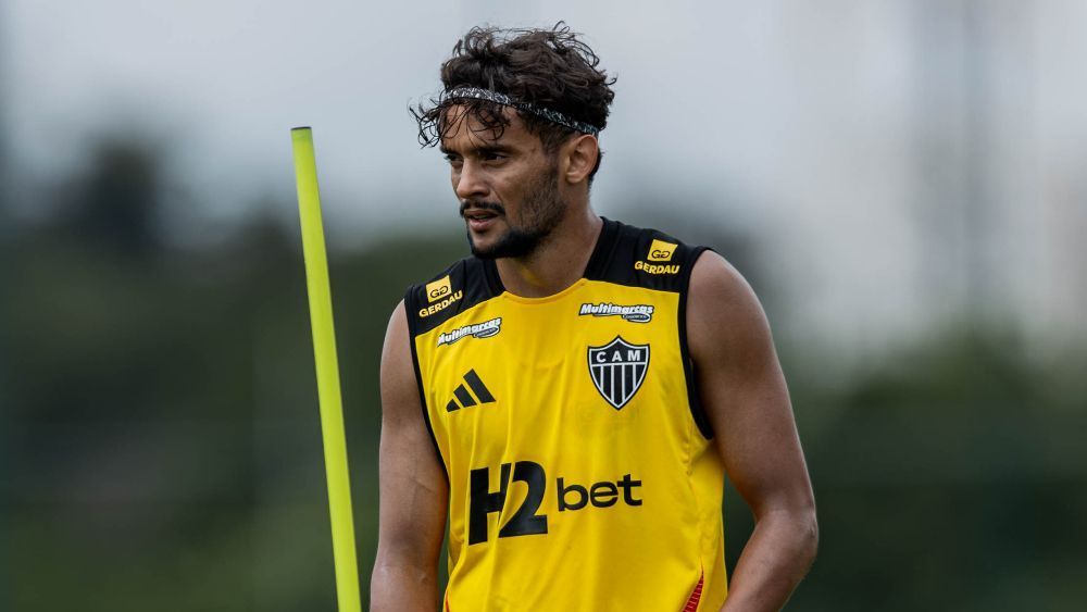 Após fazer mistério, Gustavo Scarpa confirma futuro no Atlético
