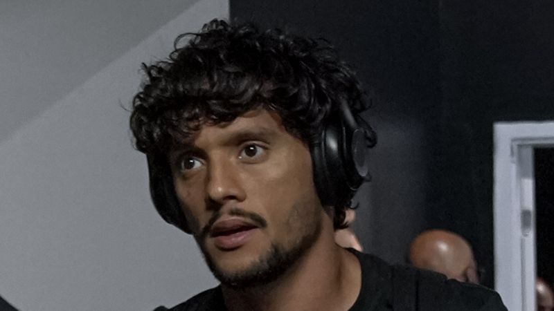 Meia do Atlético, Gustavo Scarpa dá 'spoiler' de espaço para hobby; veja