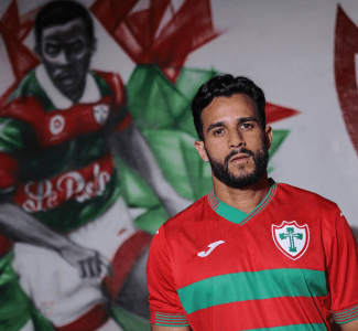 Henrique Ceifador foi o jogador escolhido para revelação dos novos uniformes