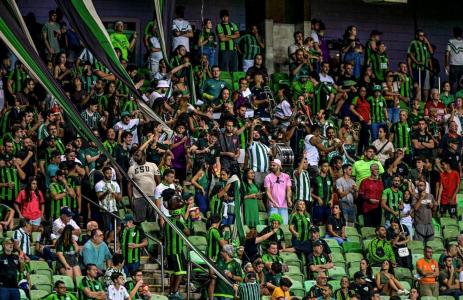 Torcida do América no Independência em 2025