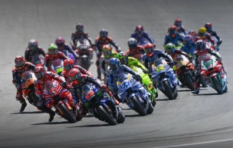 Disputa da MotoGP durante a temporada 2025