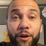 Daniel Alves estuda voltar a jogar para 'salvar' próprio clube do rebaixamento