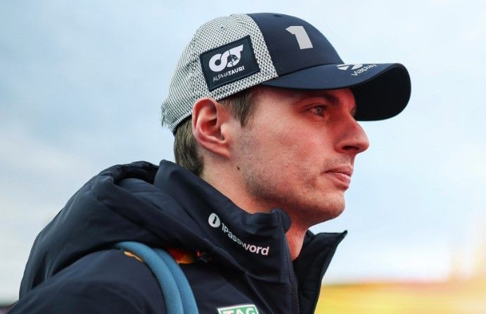 Verstappen mantém pés no chão, e chefe da McLaren se desculpa com pilotos