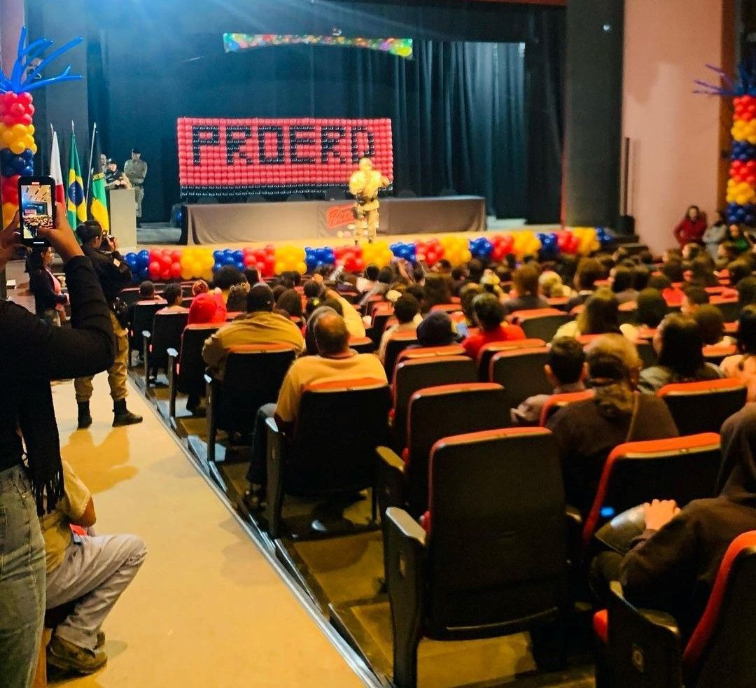 Polícia Militar de Ouro Preto realiza formatura do PROERD com alunos de Padre Faria e Antônio Pereira