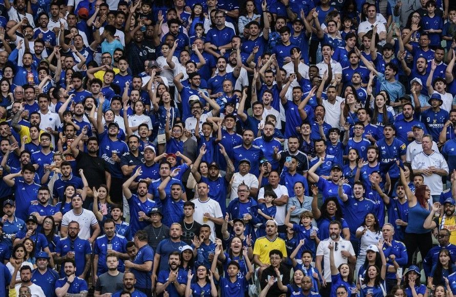 Cruzeiro doa renda de R$ 712 mil a atingidos por enchentes no RS