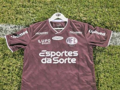 Camisa da Ferroviária-SP para a temporada 2025
