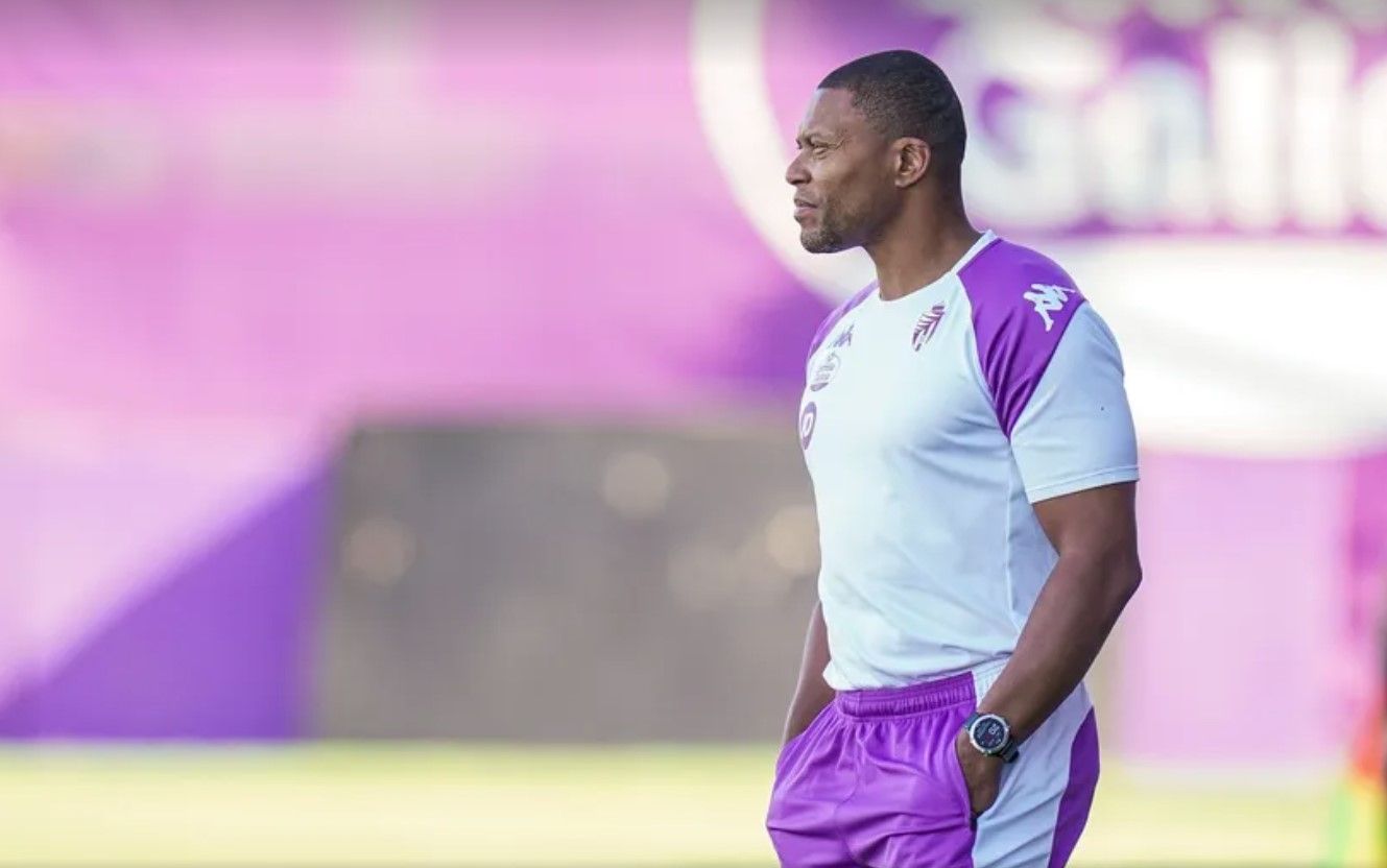 Bicampeão brasileiro pelo Cruzeiro vê discriminação contra técnicos negros na Europa