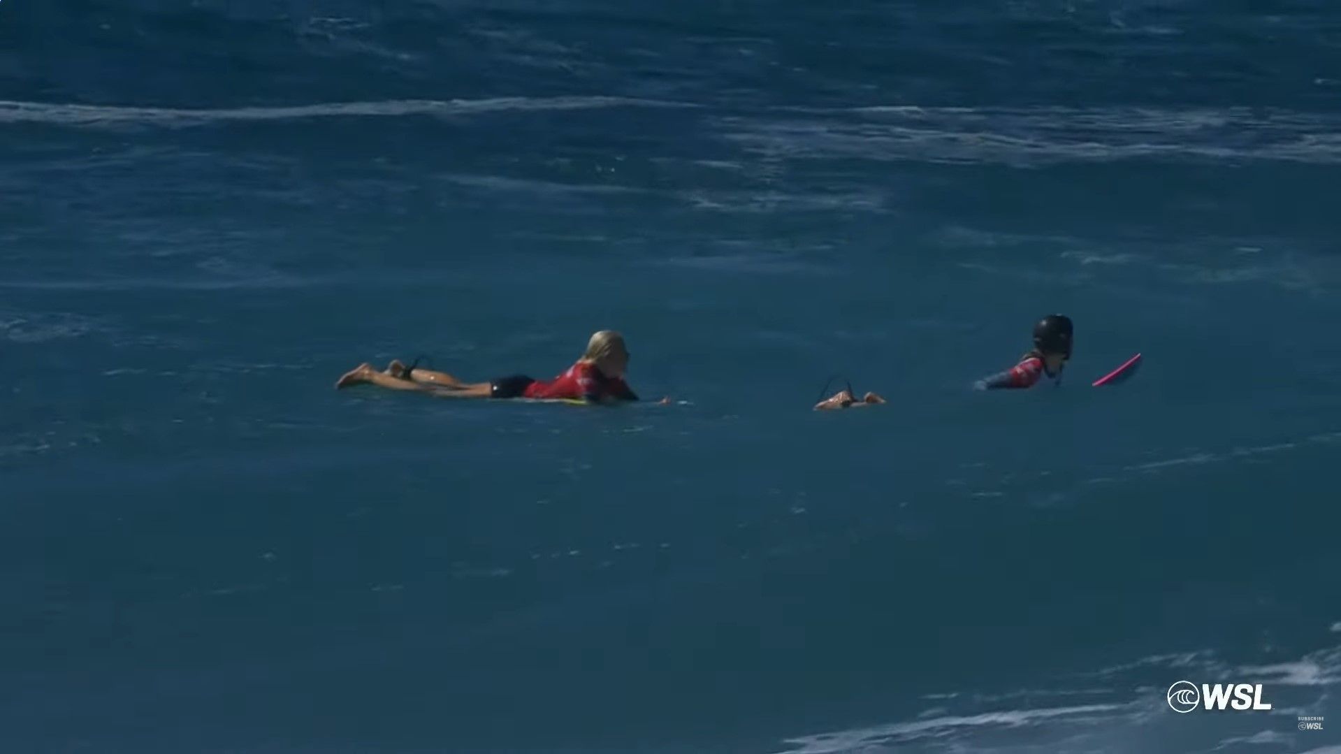 Surfe: Tati Weston-Webb cai nas oitavas em etapa de Pipeline no Circuito Mundial