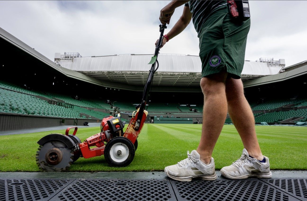João Fonseca parte para estreia em Wimbledon, lugar temido pelo tênis brasileiro