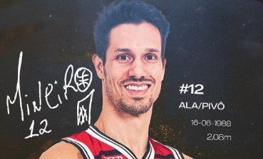 Rafael Mineiro em arte de anúncio como novo jogador do Sesi Franca