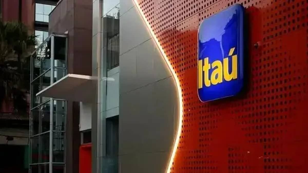 Itaú é condenado a indenizar cliente por consignado liberado com assinatura falsa