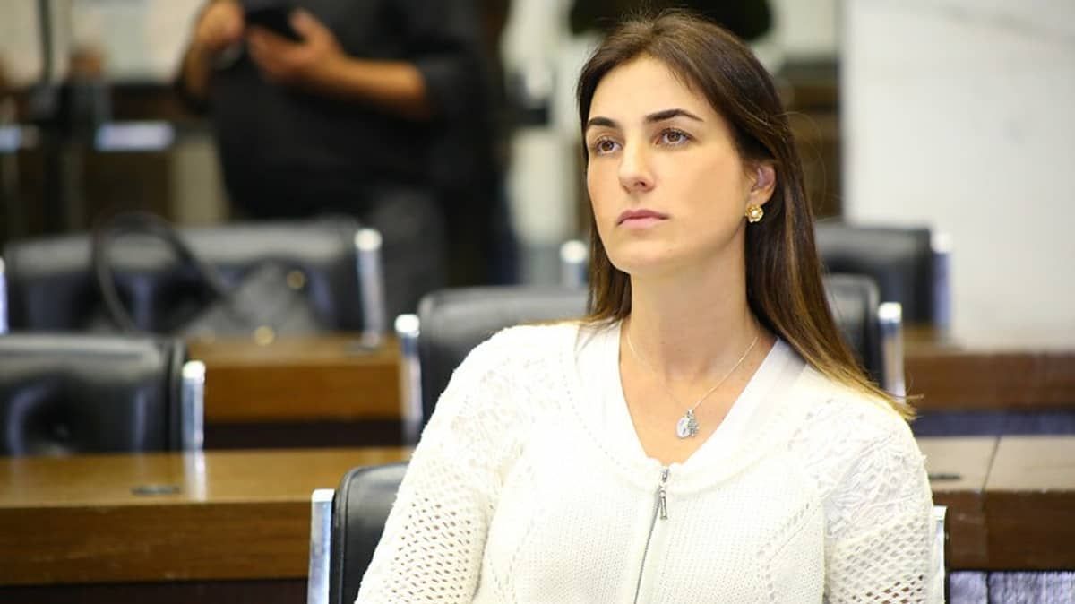 PBH reorganiza respostas a pedidos de vereadores em decreto batizado de 'Anti-Fernanda Altoé' 