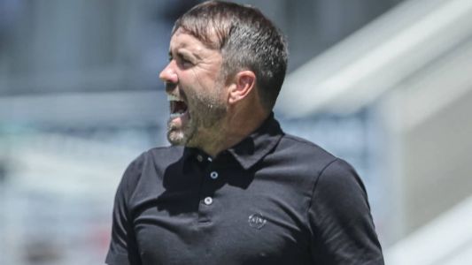 Se a data do clássico não for alterada, Coudet pode mandar um time alternativo a campo contra o América
