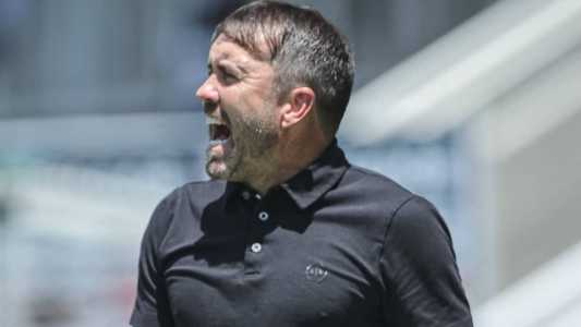 Se a data do clássico não for alterada, Coudet pode mandar um time alternativo a campo contra o América