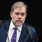Se não fosse por Augusto Aras, talvez não tivéssemos democracia, diz Toffoli