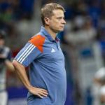 Seabra exalta poder de reação do Cruzeiro em estreia no Brasileiro e sai em defesa de Neris