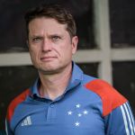 Seabra assume culpa em derrota do Cruzeiro, mas diz que Bahia 'não merecia' goleada