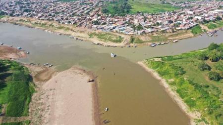 Seca compromete 690 mil km² de vegetação na região Norte, aponta Cemaden