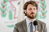 PL nacional caminha para fechar com Aro