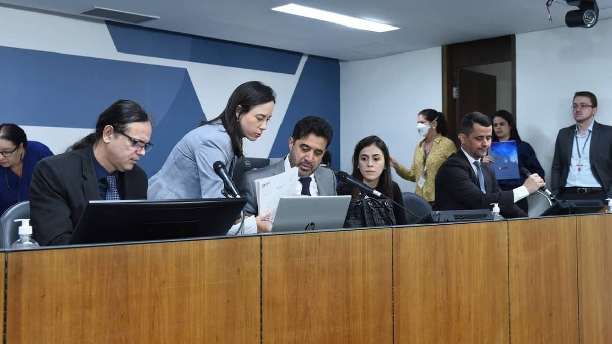 Comissão convoca secretários de Zema após morte de escrivã da Polícia Civil