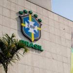 Clubes poderão ter quatro janelas de transferências em 2025; entenda