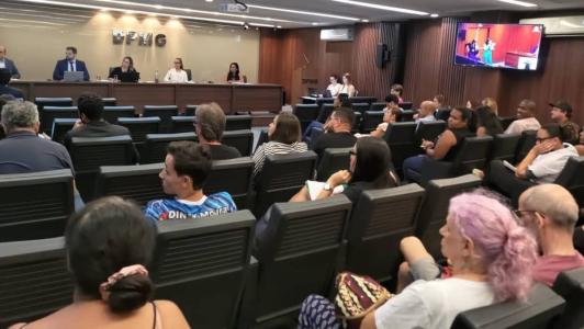 Sede da Defensoria Pública abrigou debate público sobre a disputa por assentos do Conselho Tutelar de BH