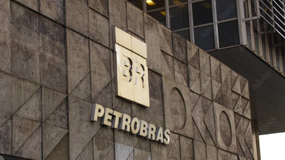 Presidente da Petrobras se reúne com Lula para apresentar plano estratégico