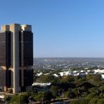 Copom decide rumo dos juros em meio a guerra e inflação | Rita Mundim