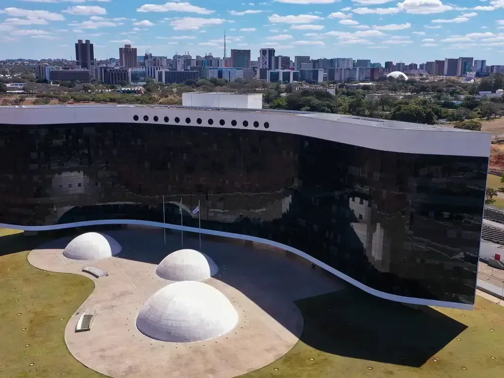 Eleições municipais escancaram desafios das federações