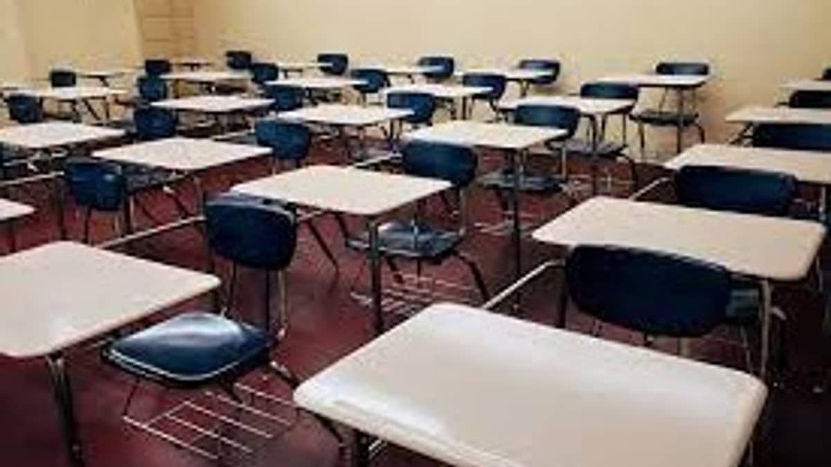 Denunciado por abuso sexual, professor volta a dar aulas em escola estadual de Contagem