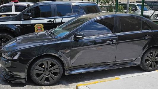 Segundo a polícia, grupo usava plataforma falsa para realizar leilões