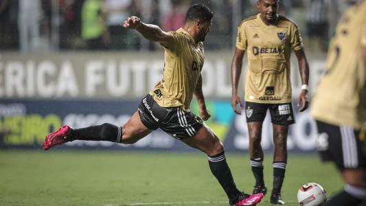 Segundo chute de Hulk chegou aos 119 km/h