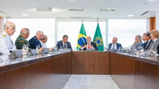 Segundo ministro da Defesa, José Múcio, ataques aos prédios dos Três Poderes não foi discutido entre Lula e comandantes