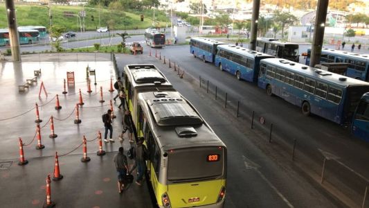 Segundo um agente da BHTrans aproximadamente 15% dos Move circulando na Estação São Gabriel nesta segunda-feira (16)
