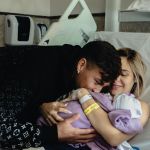 Nasce filha de Kaio Jorge, reforço do Cruzeiro, e colegas do elenco reagem