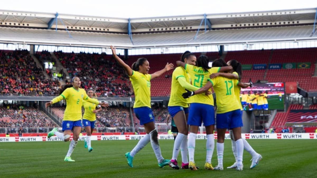 Prefeituras de Ouro Preto e Mariana adotam Ponto Facultativo para Jogos da Seleção Feminina de Futebol  