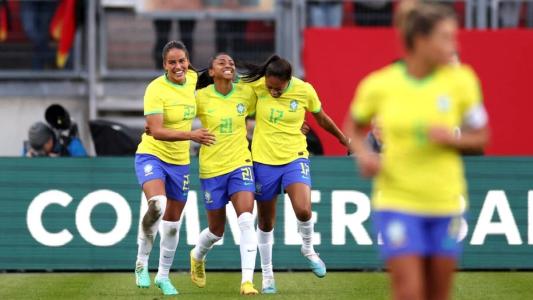 Seleçao brasileira feminina estreia na Copa do Mundo no próximo domingo (23)