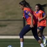 Após goleada na estreia, Brasil volta a treinar com foco na França
