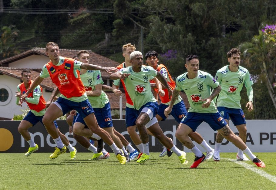 Seleção estreia no Pré-Olímpico por chance de tricampeonato inédito em Paris-2024