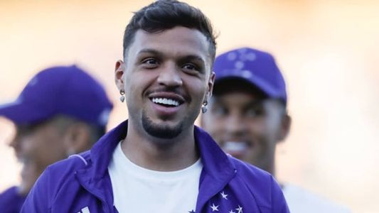 Sem espaço com Pepa, Daniel Júnior está de saída do Cruzeiro