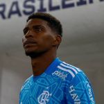 Flamengo acerta empréstimo de Hugo Souza a clube português