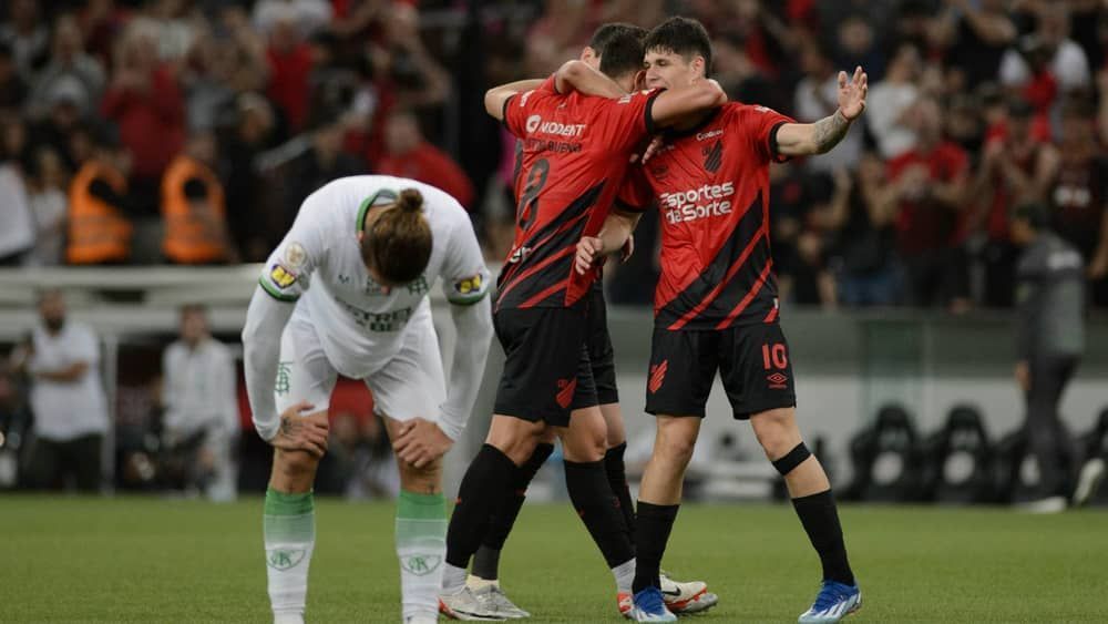 Athletico vence, segue caça ao G4 e aumenta drama do América na Série A
