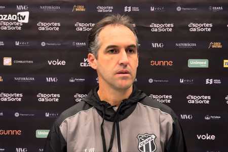 Léo Condé durante entrevista coletiva após jogo entre Sport e Ceará