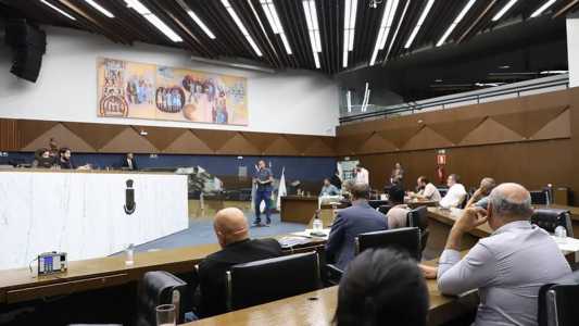 Sem votar projetos em setembro, Câmara de BH pode ter sessões extras na semana que vem