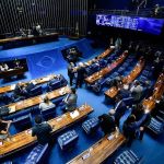 Senado aprova projeto que reforça igualdade salarial entre homens e mulheres